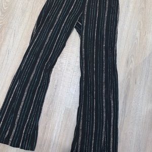 Striped flowy pants!